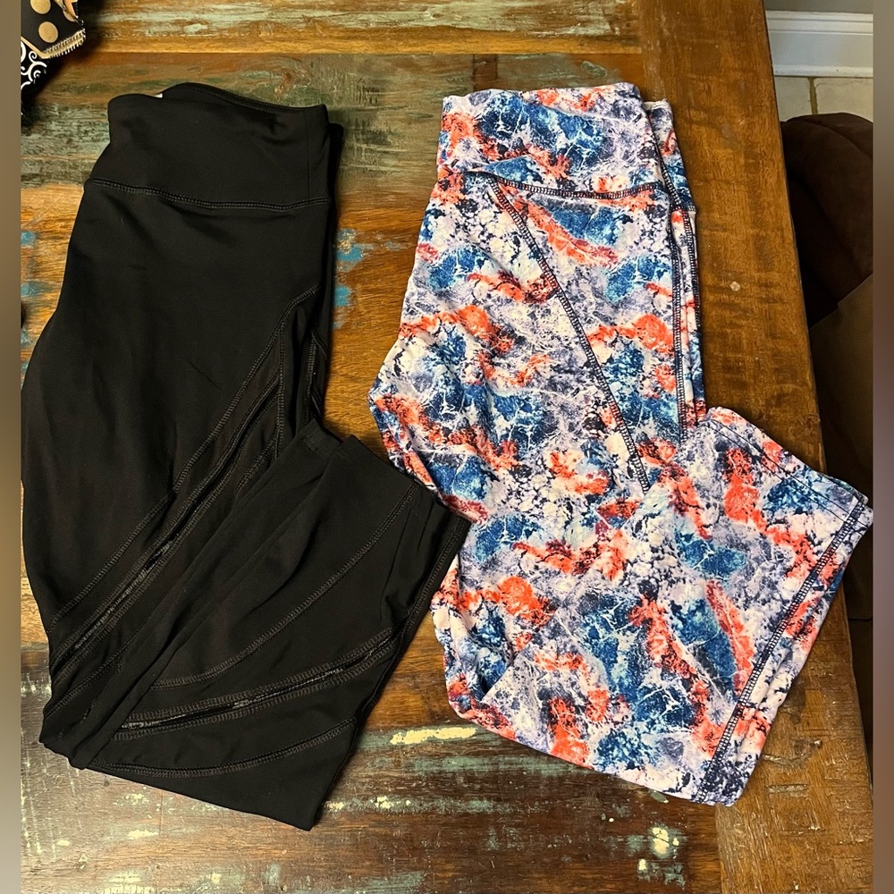 Women’s capri athletics wear.